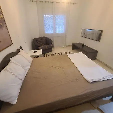 Cozy Apartment Ennasr Ariana Room photo