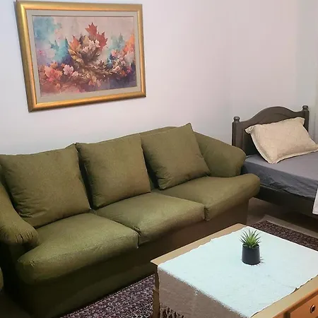 Cozy Apartment Ennasr Ariana Exterior photo